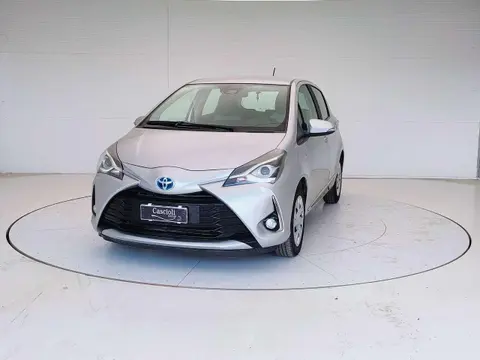 Used TOYOTA YARIS Hybrid 2018 Ad 