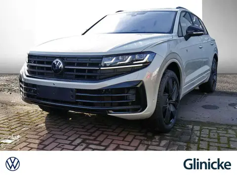 Used VOLKSWAGEN TOUAREG Hybrid 2024 Ad 