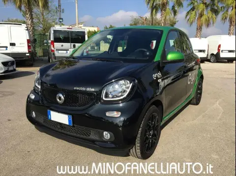 Used SMART FORFOUR Electric 2018 Ad 