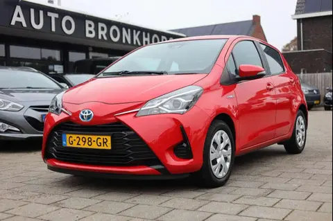 Used TOYOTA YARIS Hybrid 2019 Ad 