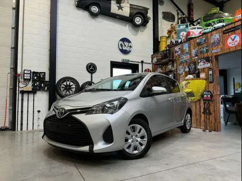 Annonce TOYOTA YARIS Essence 2015 d'occasion 