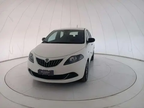 Used LANCIA YPSILON Hybrid 2024 Ad 