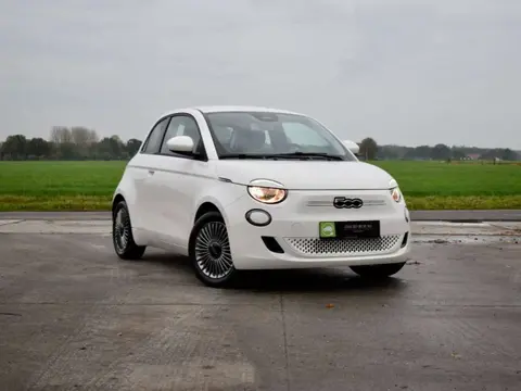 Used FIAT 500 Electric 2023 Ad 