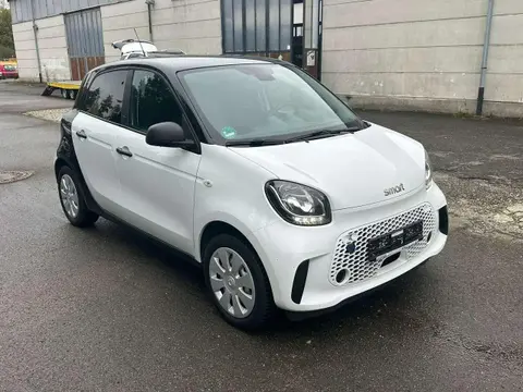 Used SMART FORFOUR Electric 2021 Ad 