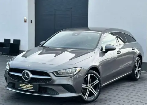 Used MERCEDES-BENZ CLASSE CLA Hybrid 2021 Ad 