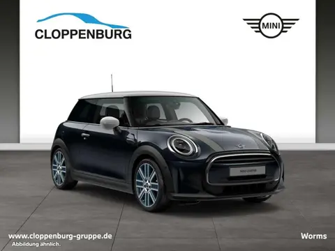 Used MINI COOPER Petrol 2024 Ad 