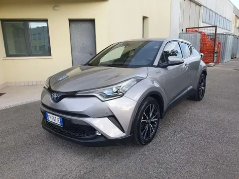 Used TOYOTA C-HR Hybrid 2019 Ad 