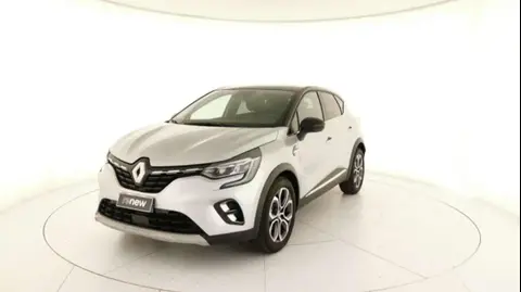 Used RENAULT CAPTUR Hybrid 2023 Ad 