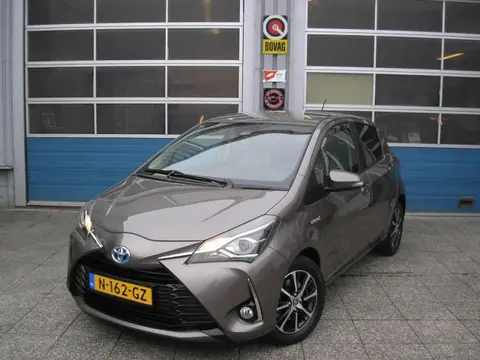 Used TOYOTA YARIS Hybrid 2019 Ad 