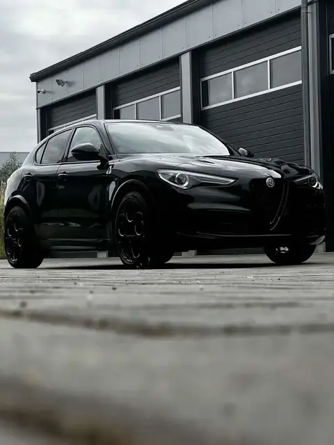 Annonce ALFA ROMEO STELVIO Essence 2023 d'occasion 