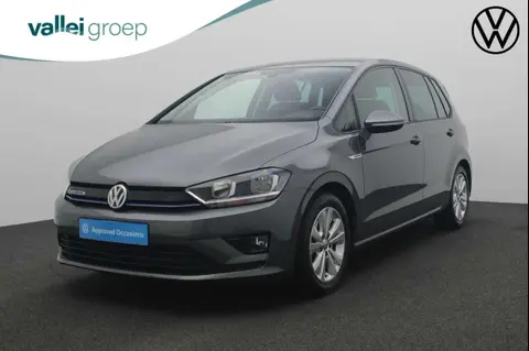 Used VOLKSWAGEN GOLF Petrol 2017 Ad 