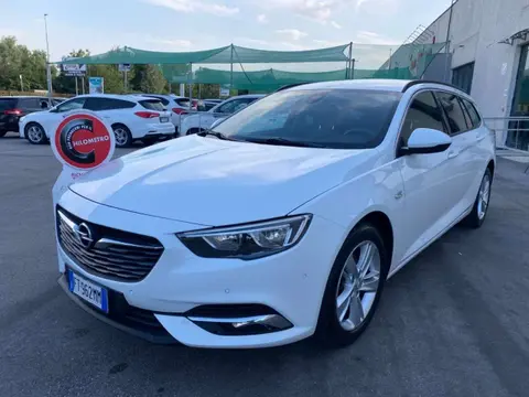 Used OPEL INSIGNIA Diesel 2018 Ad 