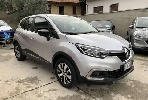 Annonce RENAULT CAPTUR Essence 2019 d'occasion 