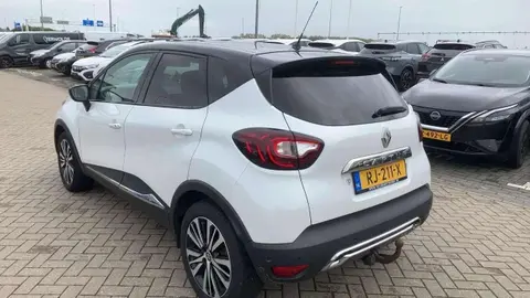 Used RENAULT CAPTUR Petrol 2017 Ad 