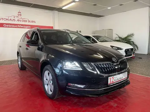 Used SKODA OCTAVIA Petrol 2018 Ad 