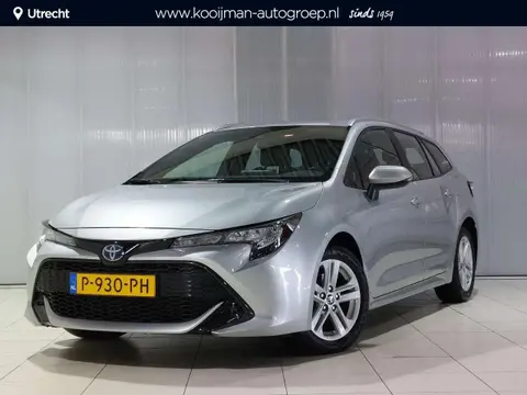 Used TOYOTA COROLLA Hybrid 2022 Ad 