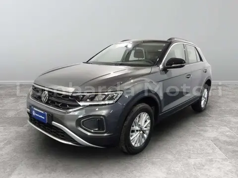 Used VOLKSWAGEN T-ROC Diesel 2023 Ad 