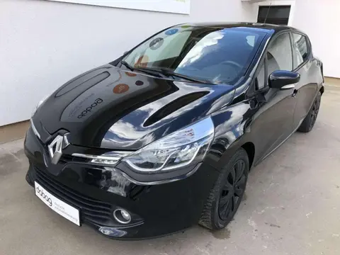 Used RENAULT CAPTUR Petrol 2015 Ad 