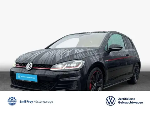 Used VOLKSWAGEN GOLF Petrol 2018 Ad 