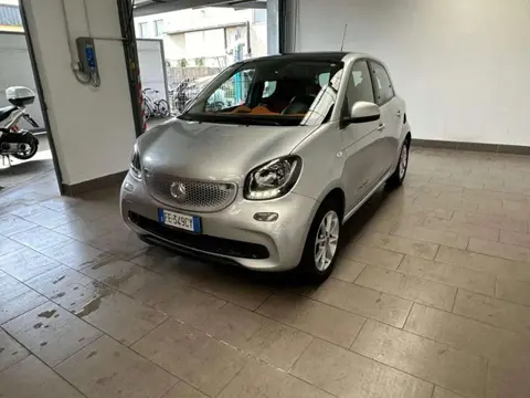 Used SMART FORFOUR Petrol 2015 Ad 