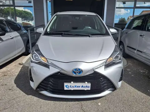 Used TOYOTA YARIS Hybrid 2019 Ad 