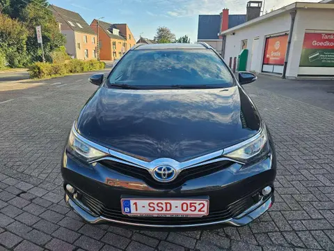 Used TOYOTA AURIS Hybrid 2016 Ad 