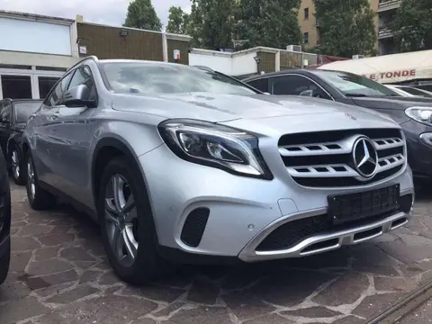 Annonce MERCEDES-BENZ CLASSE GLA Diesel 2019 d'occasion 