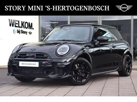 Used MINI COOPER Petrol 2024 Ad 