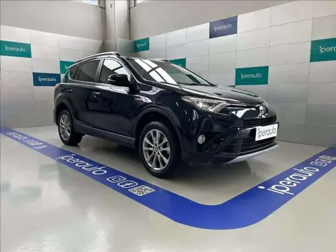 Used TOYOTA RAV4 Hybrid 2017 Ad 