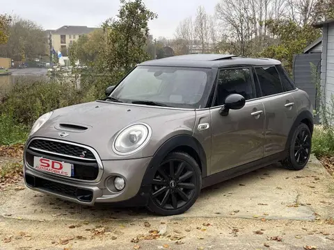 Used MINI COOPER Diesel 2019 Ad 