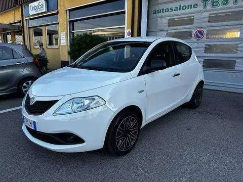 Annonce LANCIA YPSILON Hybride 2021 d'occasion 