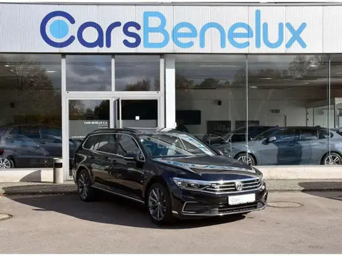 Used VOLKSWAGEN PASSAT Hybrid 2020 Ad 