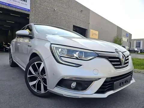 Used RENAULT MEGANE Diesel 2020 Ad Belgium