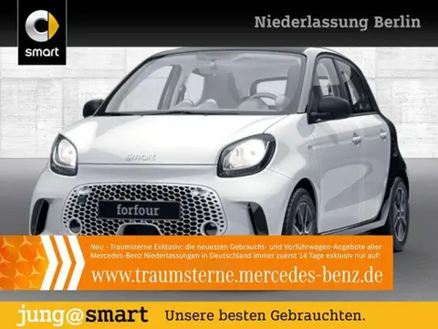 Used SMART FORFOUR Electric 2021 Ad 