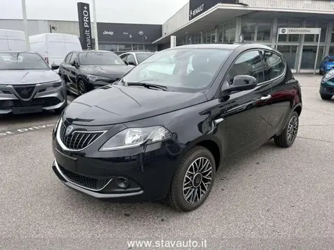 Used LANCIA YPSILON Hybrid 2024 Ad 