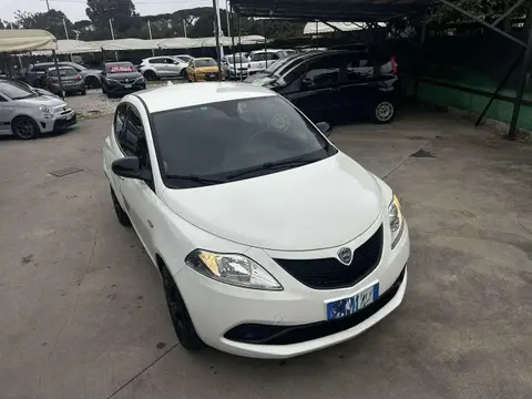 Annonce LANCIA YPSILON Essence 2019 d'occasion 