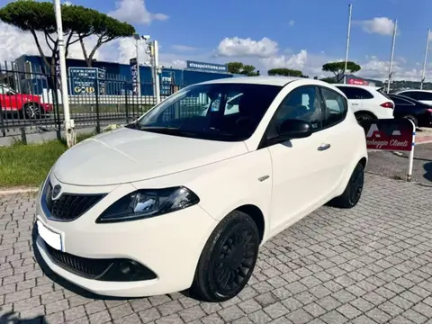 Used LANCIA YPSILON Hybrid 2022 Ad 