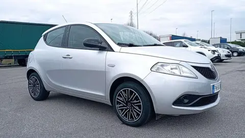 Annonce LANCIA YPSILON Essence 2018 d'occasion 