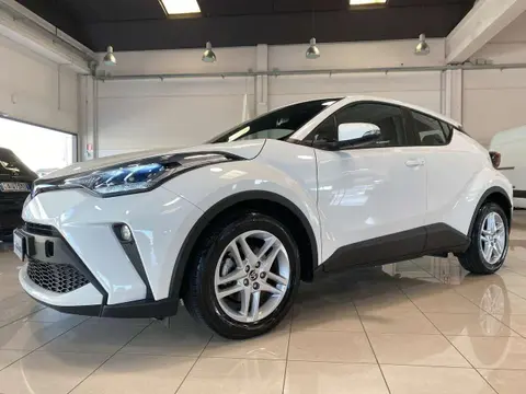 Used TOYOTA C-HR Hybrid 2023 Ad 