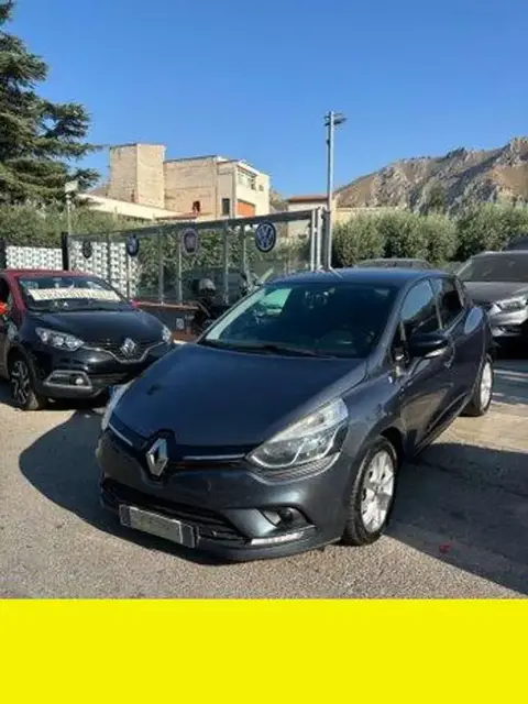 Used RENAULT CLIO Diesel 2018 Ad 