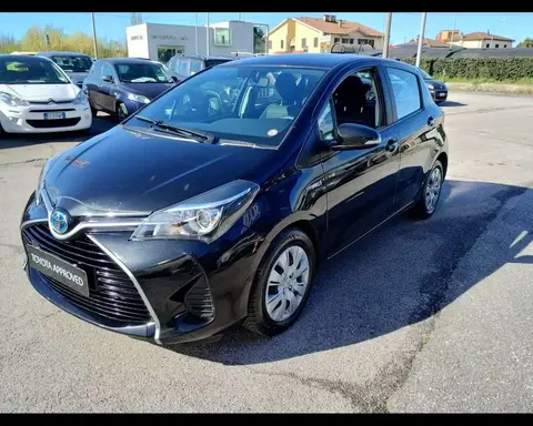 Used TOYOTA YARIS Hybrid 2017 Ad 