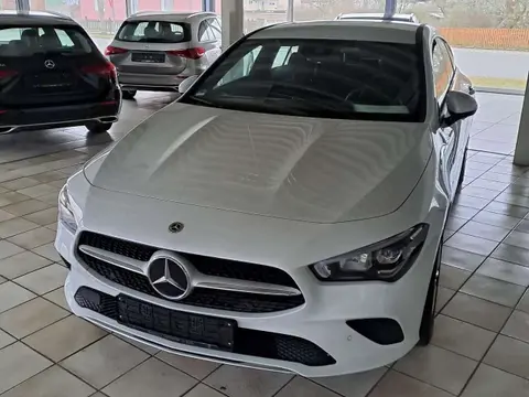 Used MERCEDES-BENZ CLASSE CLA Petrol 2022 Ad 