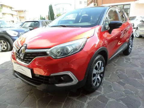 Used RENAULT CAPTUR Diesel 2018 Ad 