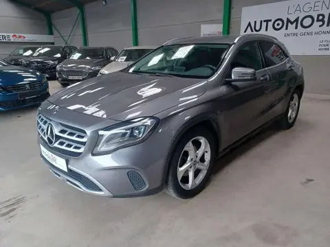 Used MERCEDES-BENZ CLASSE GLA Petrol 2017 Ad 