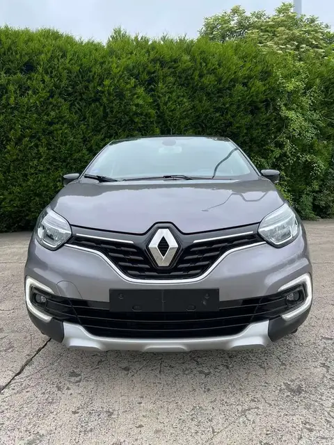 Used RENAULT CAPTUR Petrol 2018 Ad 