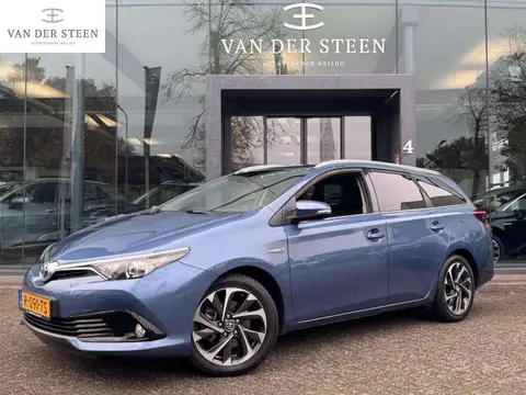 Used TOYOTA AURIS Hybrid 2015 Ad 