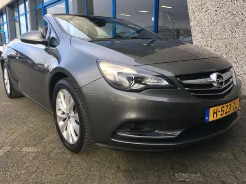 Used OPEL CASCADA Petrol 2017 Ad 