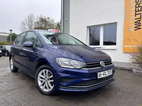 Used VOLKSWAGEN GOLF Petrol 2018 Ad 