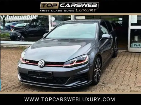 Used VOLKSWAGEN GOLF Petrol 2017 Ad 