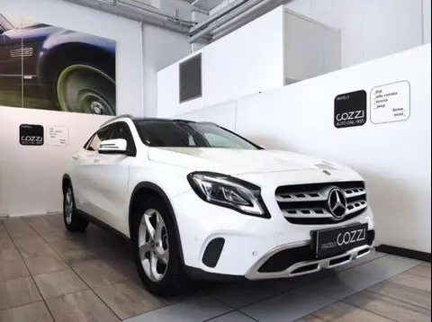 Annonce MERCEDES-BENZ CLASSE GLA Essence 2019 d'occasion 